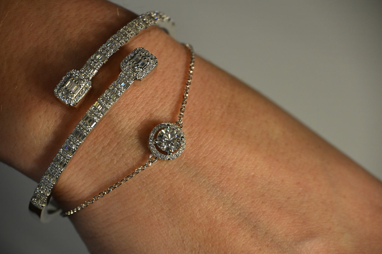 T Square Moissanite Baguette Bangle