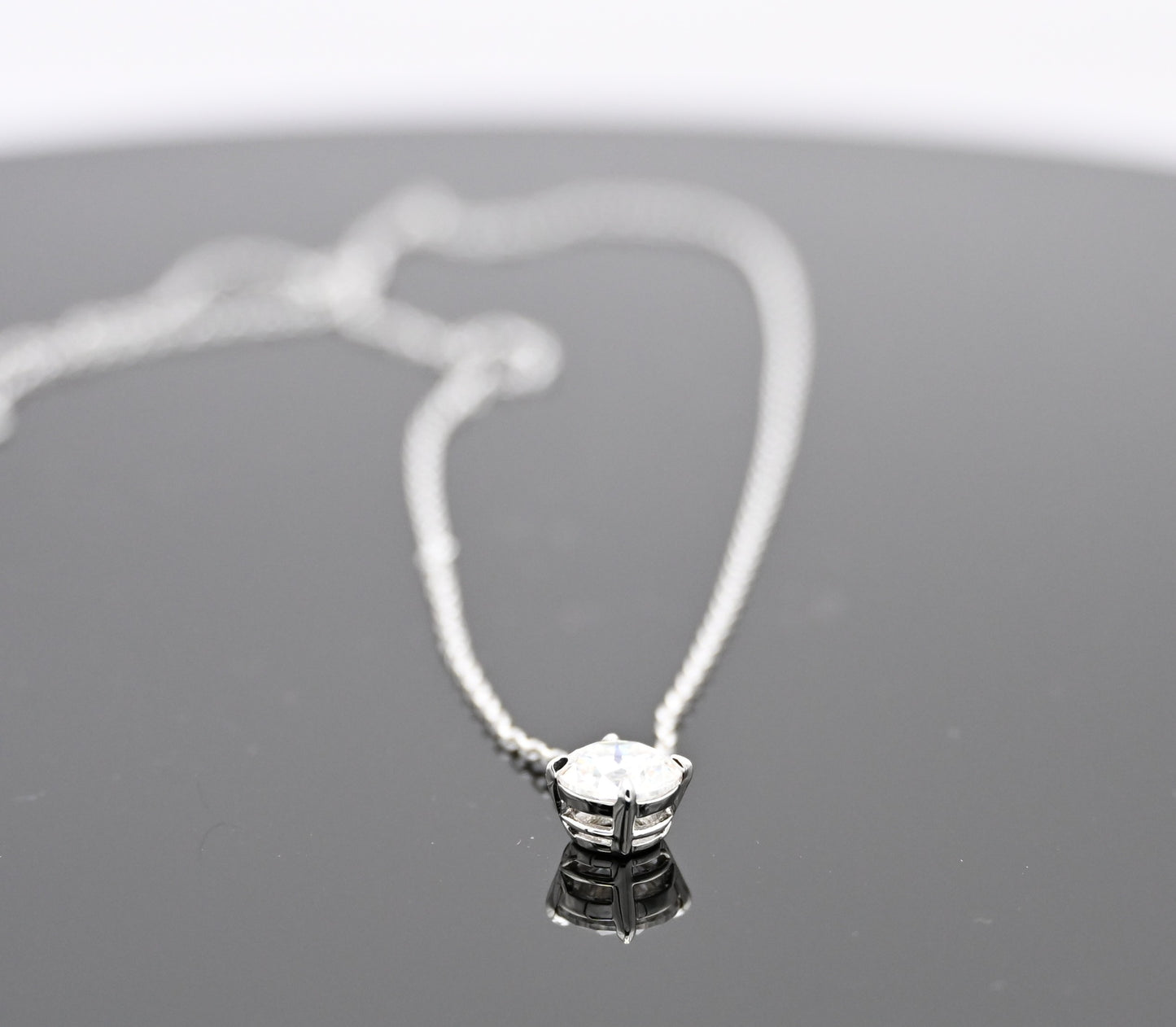 ✨ The Starlight 1.00ct Moissanite Solitaire Necklace ✨