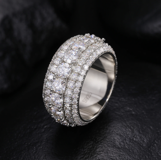 The Monarch Five Row Men’s Moissanite Band