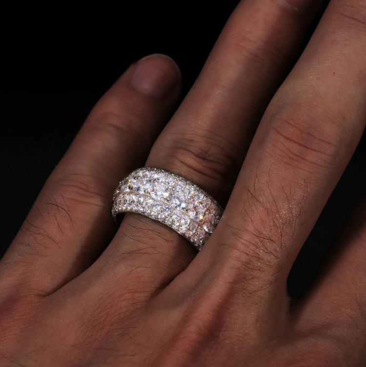 The Monarch Five Row Men’s Moissanite Band