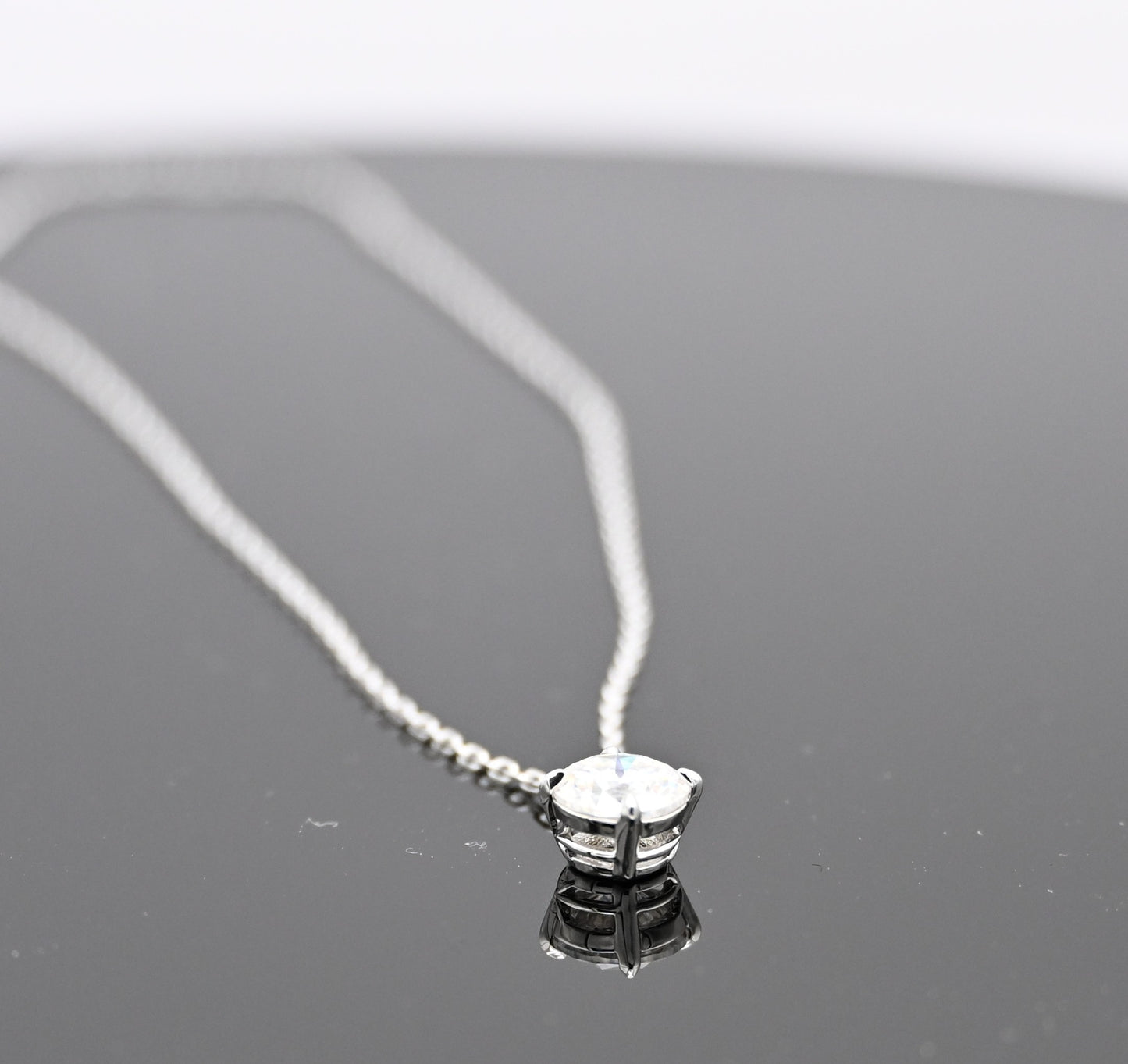 ✨ The Starlight 1.00ct Moissanite Solitaire Necklace ✨
