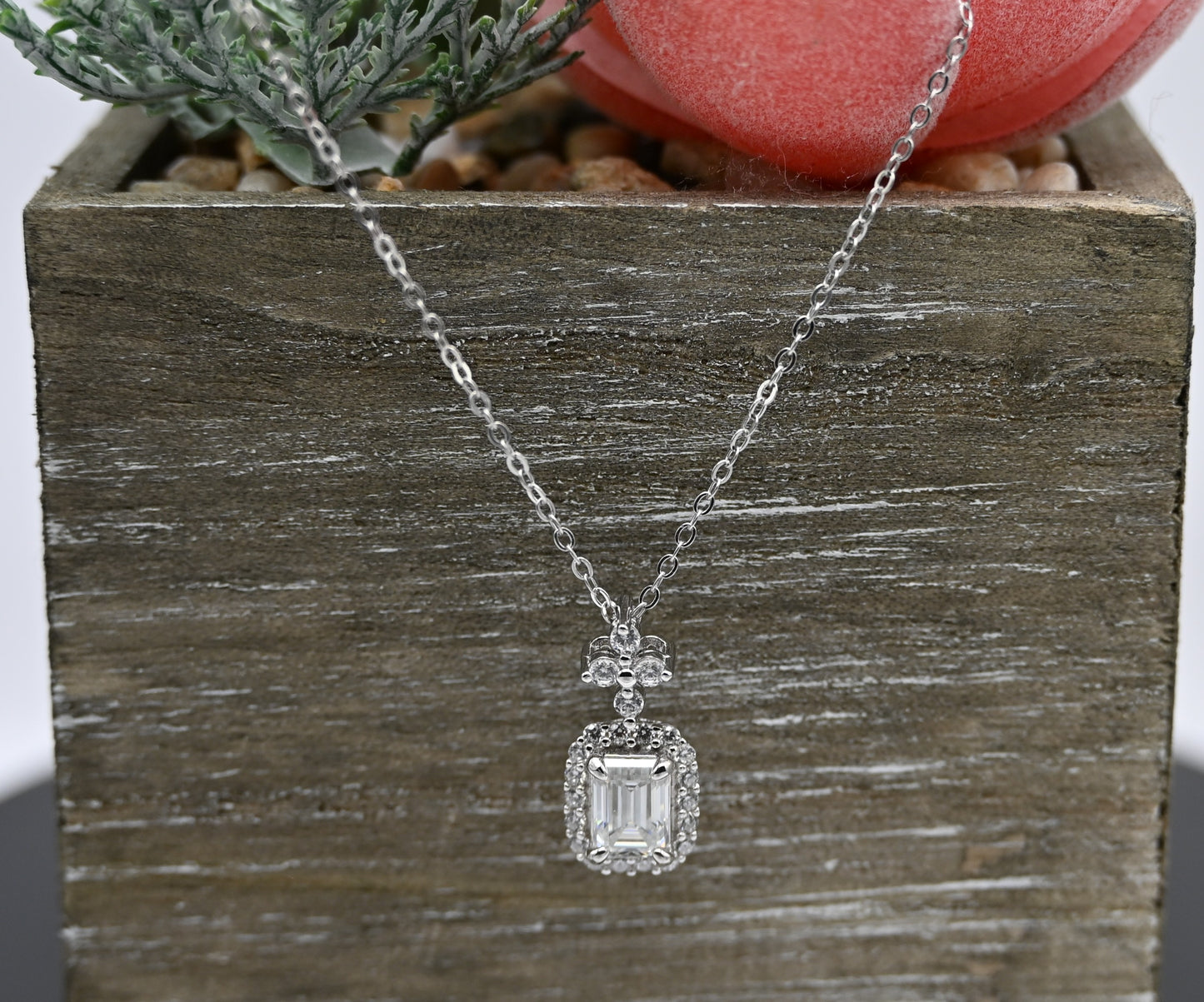 Eternal Halo Moissanite Necklace