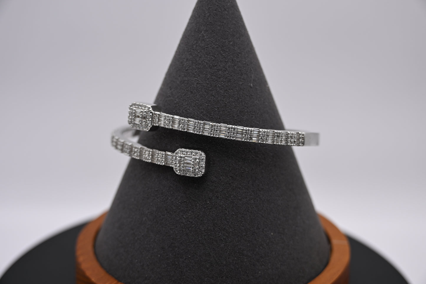 The Sovereign Asscher Bypass Bangle