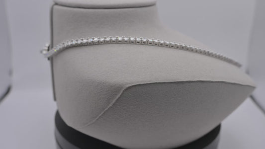 3mm 18" 4prong moissanite D VVS1 Tennis Necklace